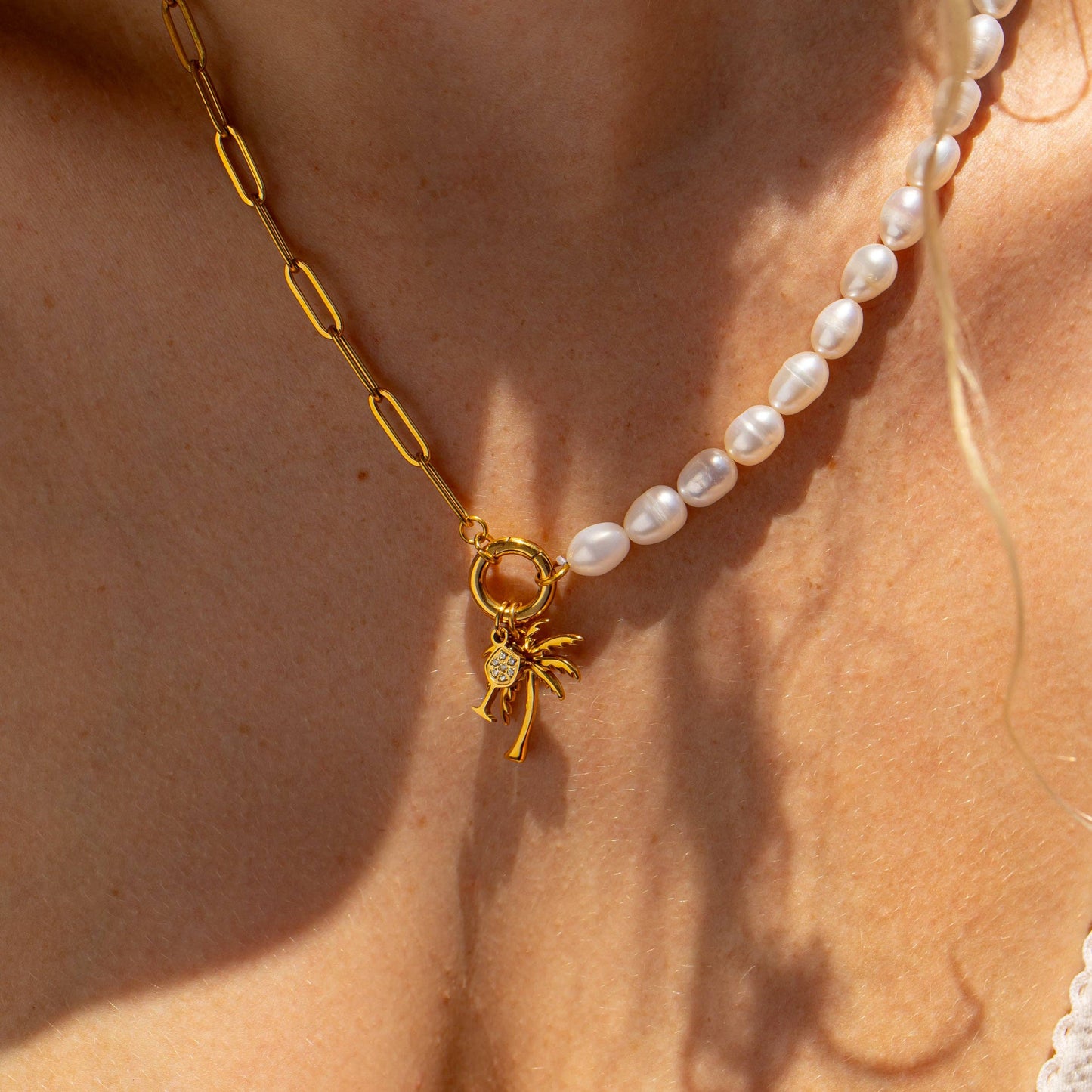 Freshwater Pearl Paperclip Split Chain Charm Holder Necklace: Gold