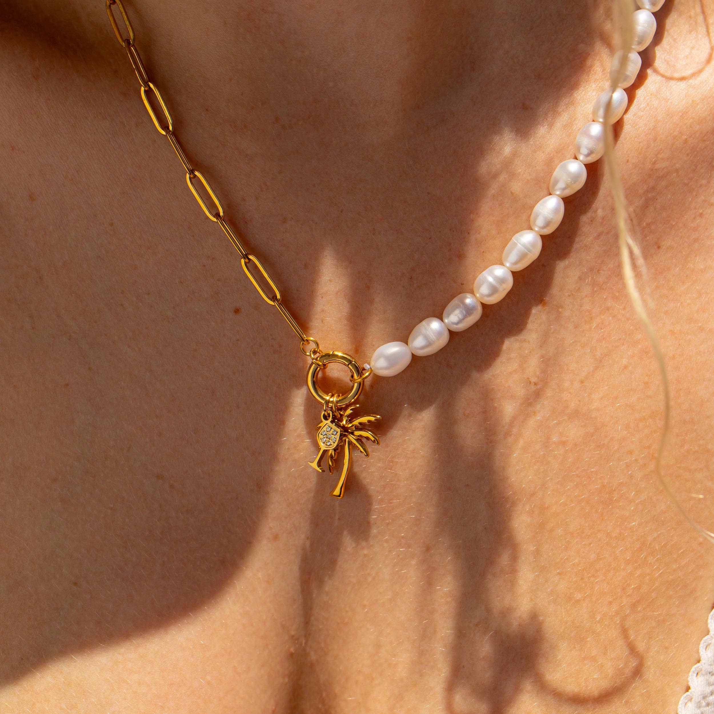 Freshwater Pearl Paperclip Split Chain Charm Holder Necklace: Gold