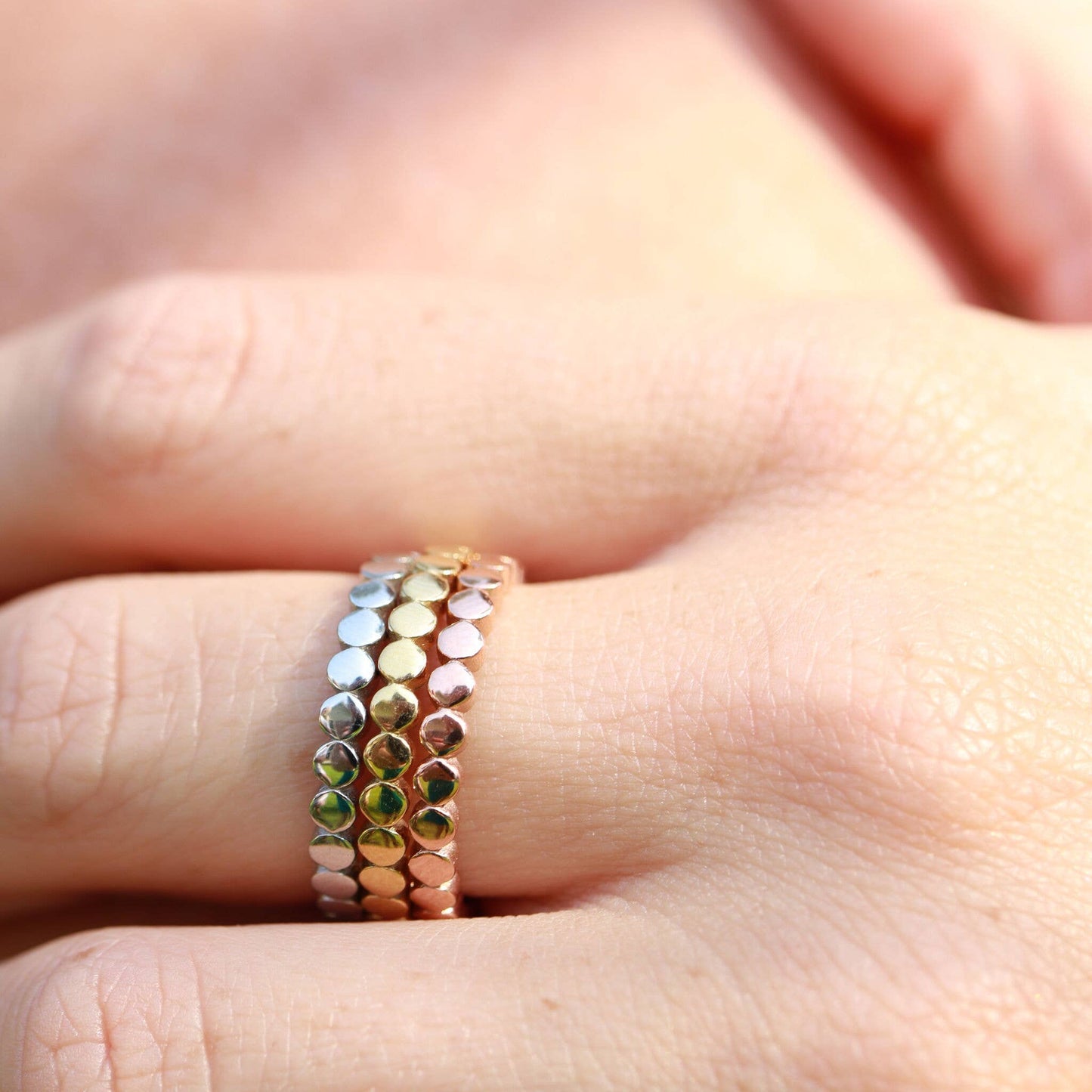 Flat Circle Stacking Ring: Gold / 7
