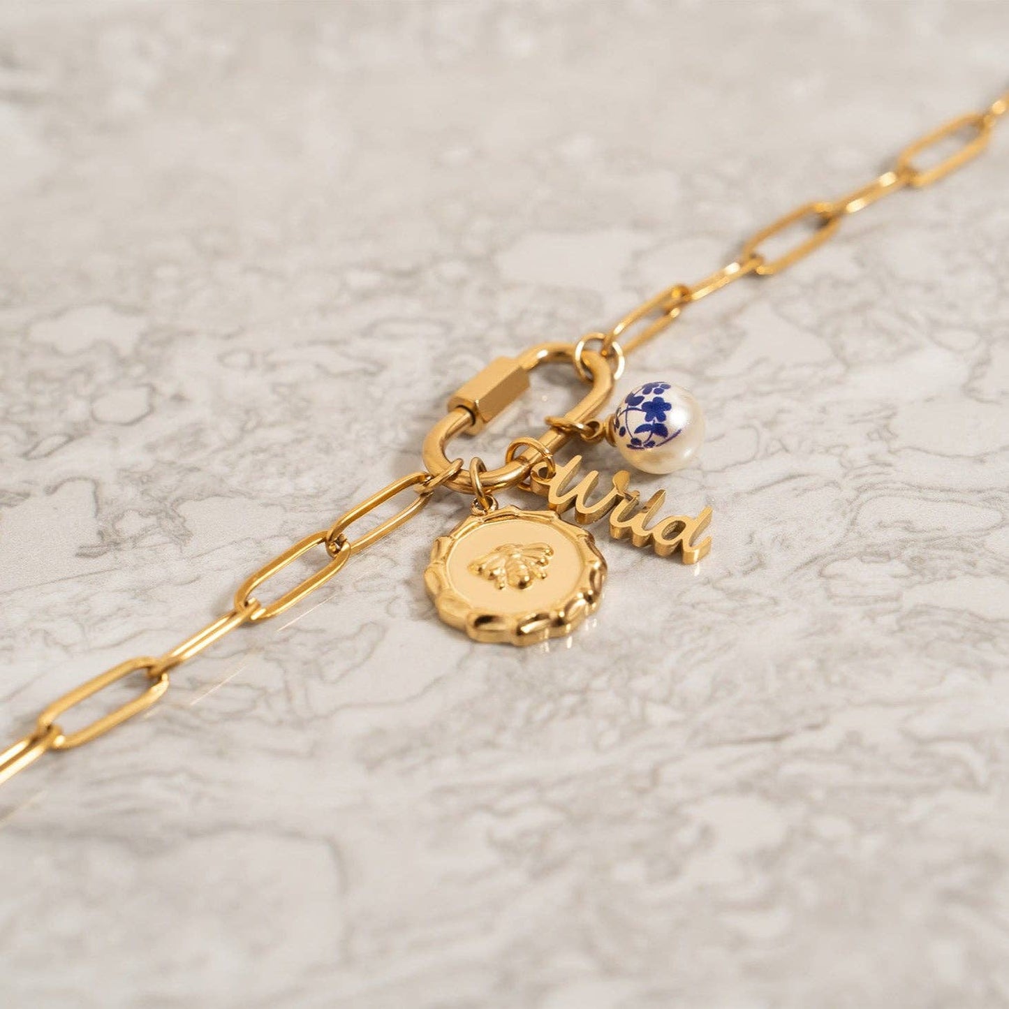18K Gold PVD Stainless Steel Bee Pendant: Gold