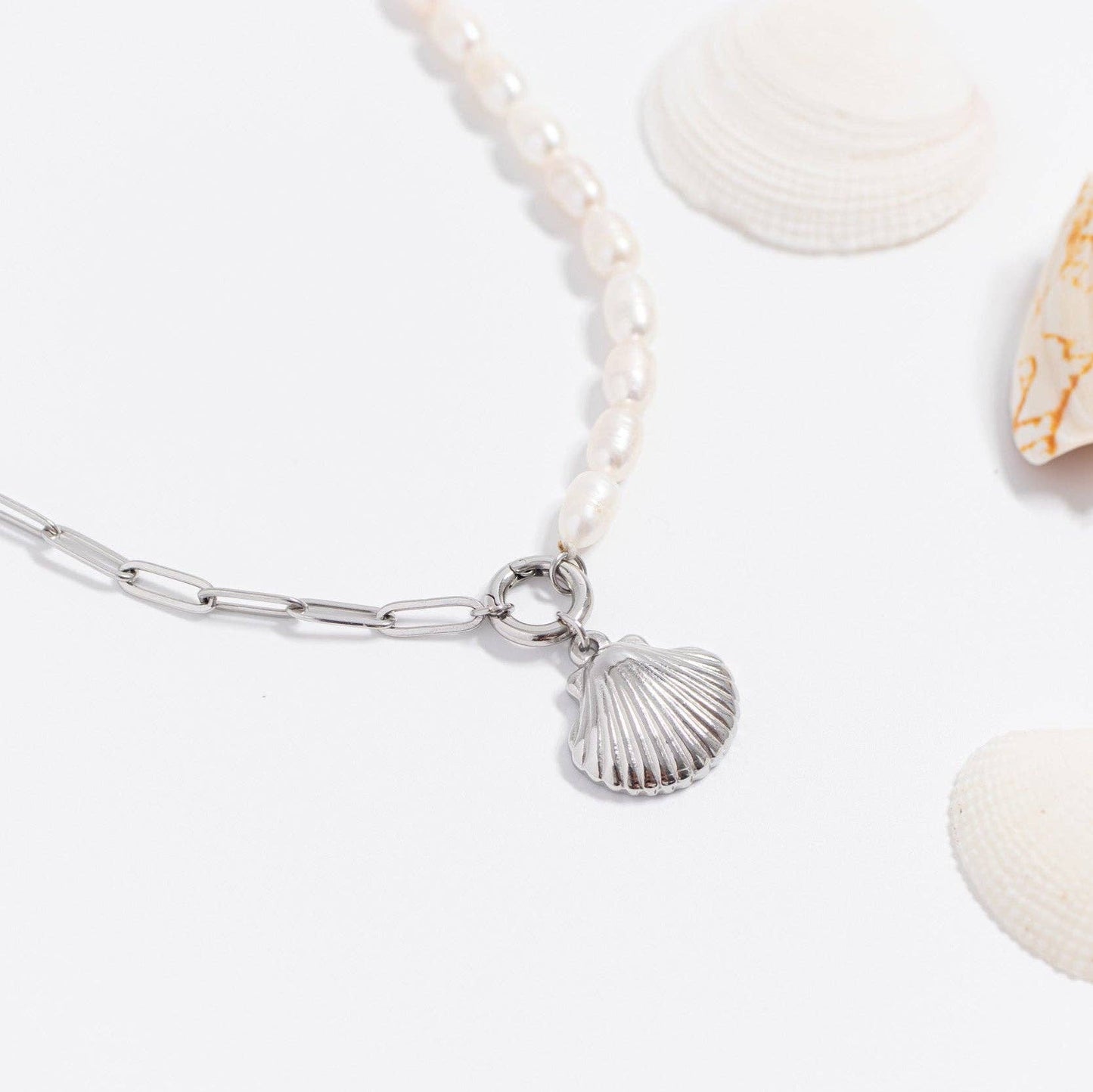 Freshwater Pearl Paperclip Split Chain Charm Holder Necklace: Gold