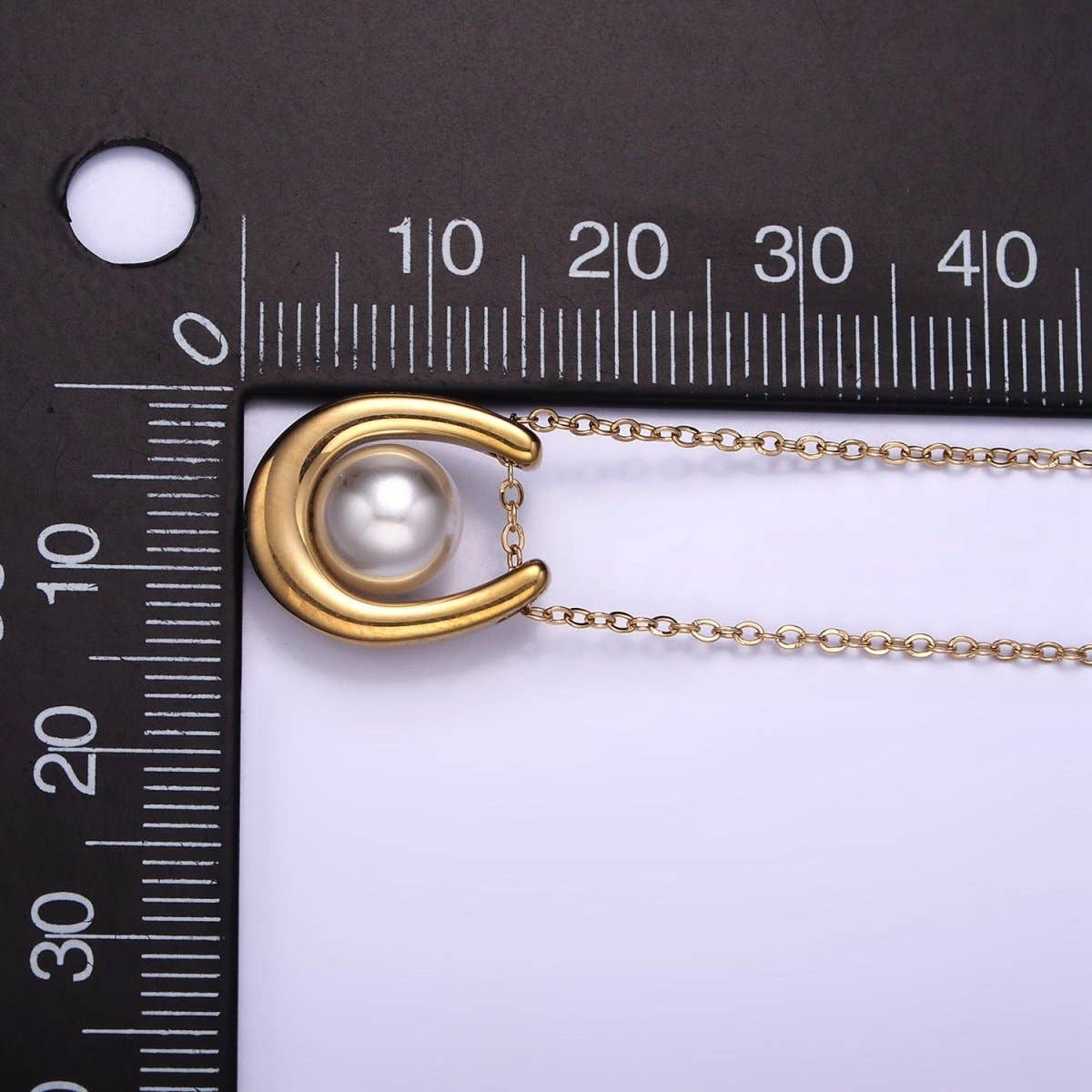 Stainless Steel Pearl Horseshoe Pendant Cable Chain 18 Inch Necklace w. 2 Inch Extender | WA-2546